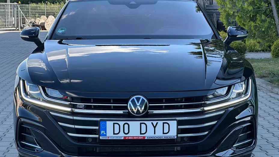 VOLKSWAGEN Arteon -