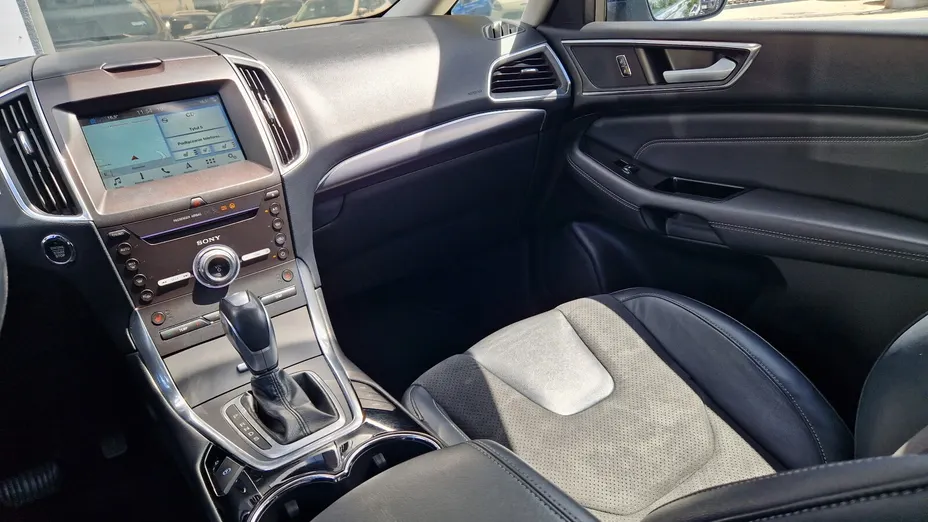 FORD S-MAX S-MAX 2.0 TDCi 4WD Titanium PowerShift