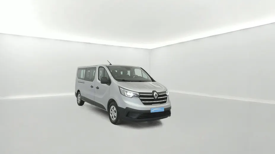 RENAULT Trafic -