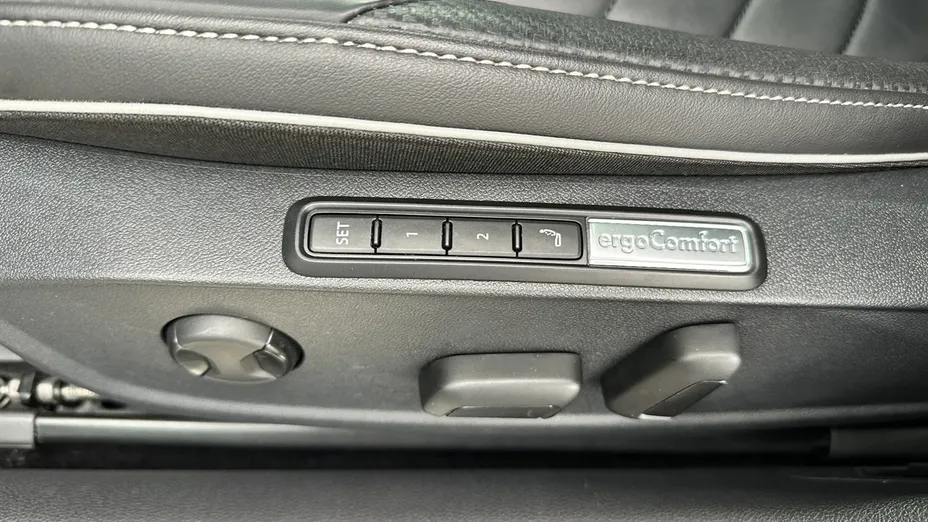 VOLKSWAGEN Arteon Arteon 2.0 TSI R-Line DSG