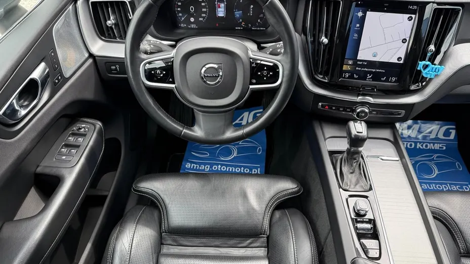 VOLVO XC60 XC60 D5 SCR AWD Inscription aut