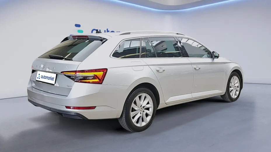 SKODA Superb Superb 2.0 TDI SCR 4x4 Style DSG