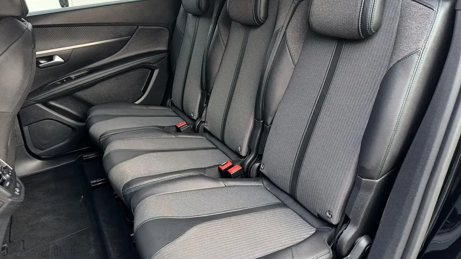 PEUGEOT 5008 5008 1.5 BlueHDi Allure S&S EAT8