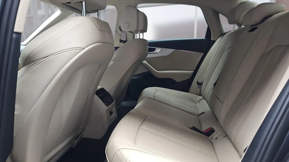 AUDI A4 A4 40 TFSI mHEV Quattro S Line S tronic