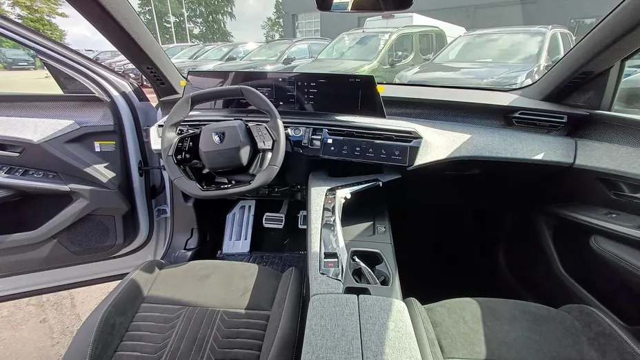 PEUGEOT 3008 3008 1.2 PureTech mHEV GT e-DCS6 Nowy