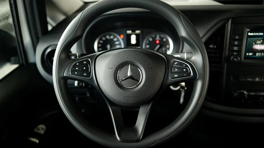 MERCEDES-BENZ Vito Vito Tourer 114 CDI L2 Pro 9G-Tronic 447.703