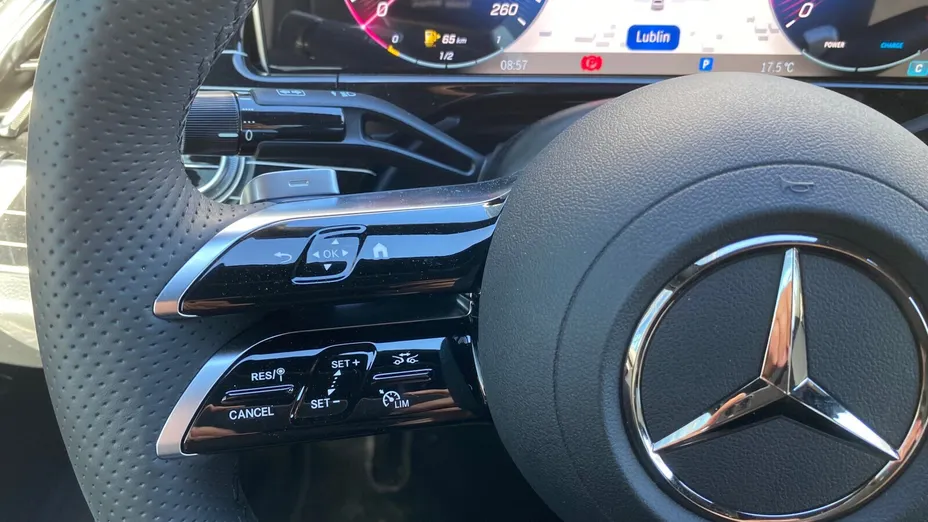 MERCEDES-BENZ E Klasa E 220 d mHEV 4-Matic AMG 9G-Tronic