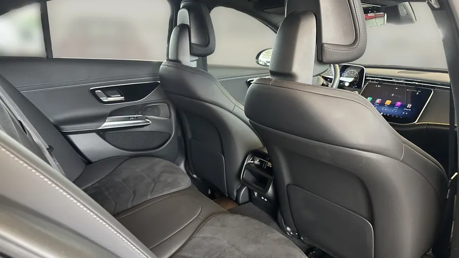 MERCEDES-BENZ E Klasa E 200 mHEV 4-Matic AMG 9G-Tronic