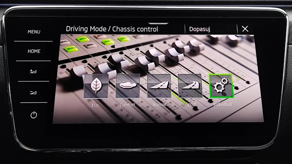 SKODA Superb Superb 2.0 TDI SCR Sportline DSG