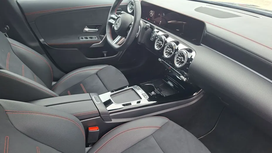 MERCEDES-BENZ CLA CLA 200 mHEV AMG Line 7G-DCT