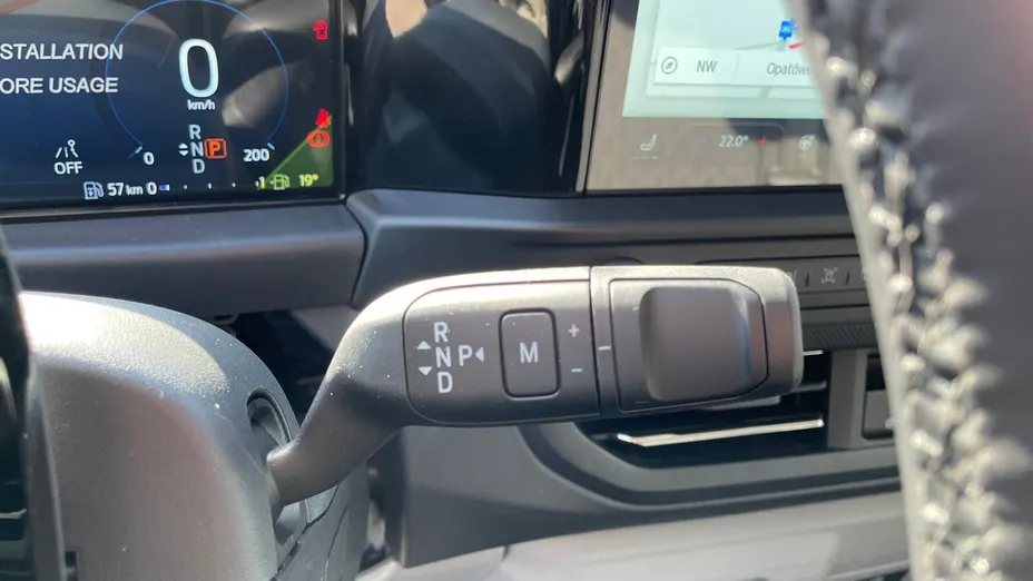 FORD Transit Custom Transit Custom 2.0 EcoBlue 320 L2H1 Limited Aut. Nowy