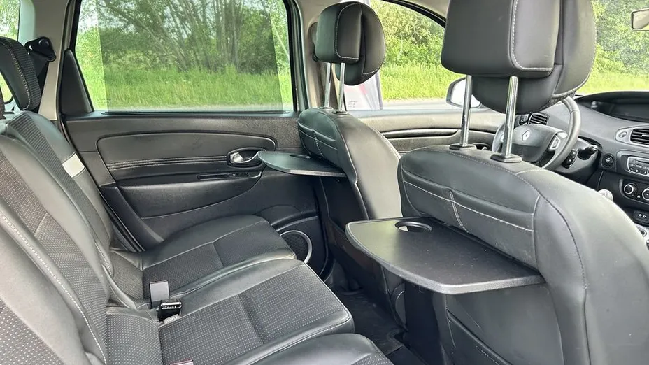 RENAULT Grand Scenic -