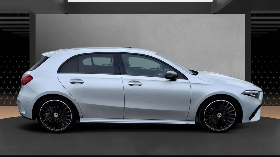 MERCEDES-BENZ A Klasa A 220 4-Matic AMG Line 8G-DCT