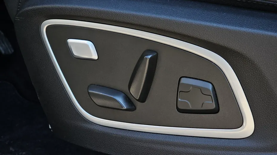 RENAULT Austral Austral 1.3 TCe mHEV Techno aut