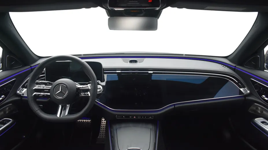 MERCEDES-BENZ E Klasa E 220 d mHEV 4-Matic AMG 9G-Tronic