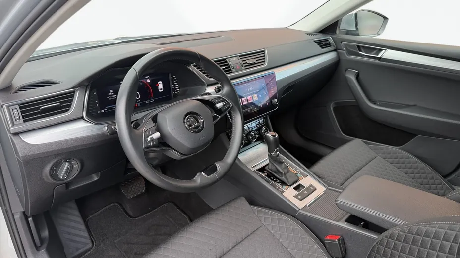 SKODA Superb Superb 2.0 TDI SCR Ambition DSG