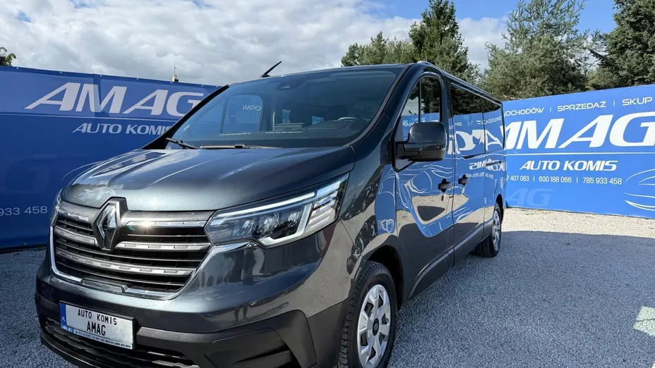 RENAULT Trafic -