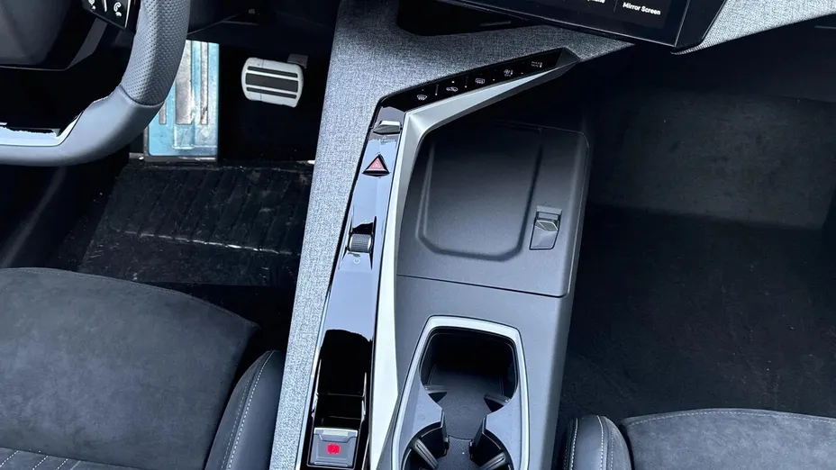 PEUGEOT 3008 3008 1.6 PHEV 195 GT e-DCS7 Nowy