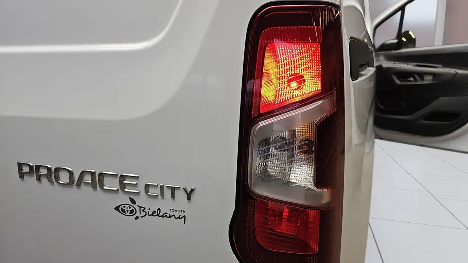 TOYOTA Proace City Proace City 1.5 D-4D Standard 2,0t Active