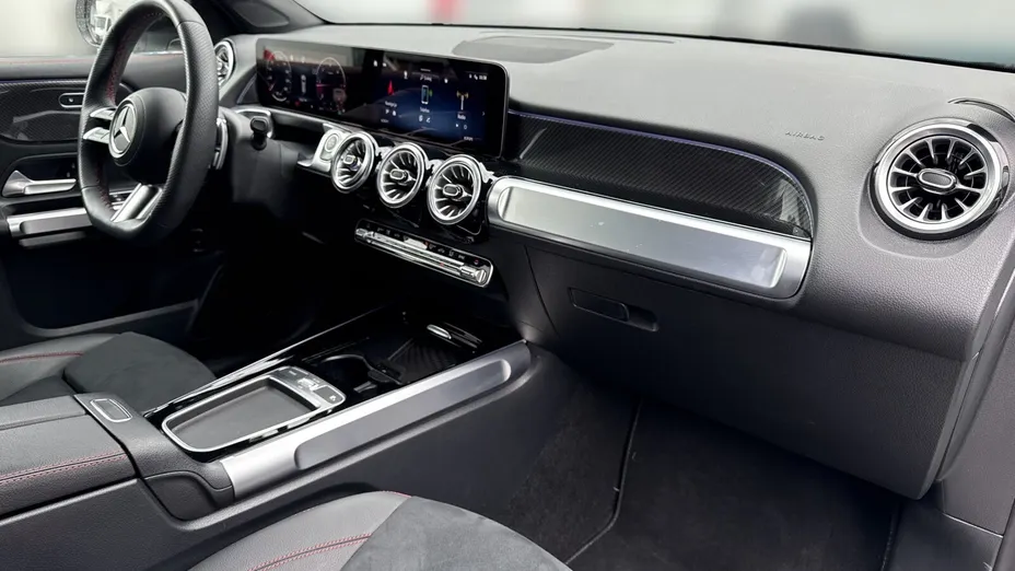 MERCEDES-BENZ GLB GLB 200 d 4-Matic AMG Line 8G-DCT