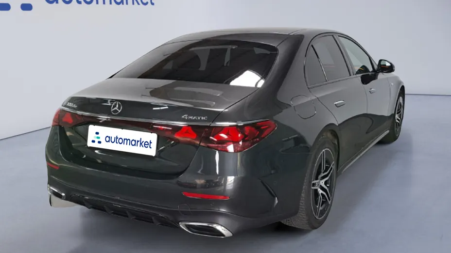 MERCEDES-BENZ E Klasa E 300 de PHEV 4-Matic AMG 9G-Tronic