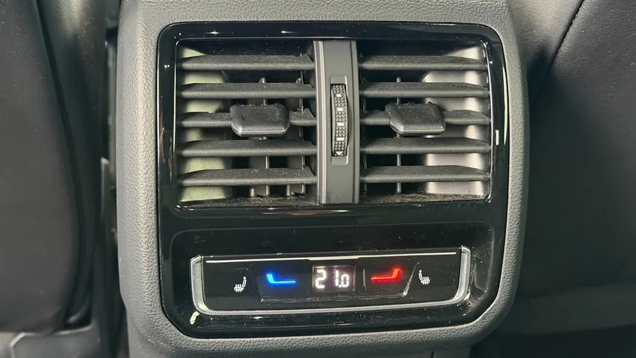 VOLKSWAGEN Arteon Arteon 2.0 TSI 4Motion R DSG
