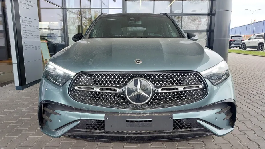MERCEDES-BENZ GLC -