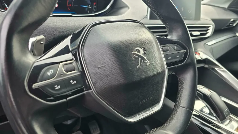 PEUGEOT 5008 5008 1.6 BlueHDI Allure S&S EAT6