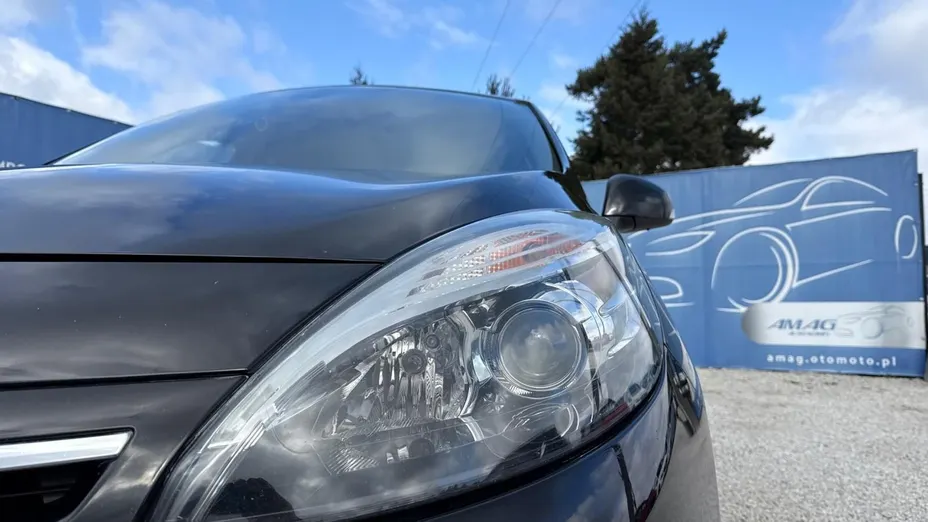 RENAULT Scenic -