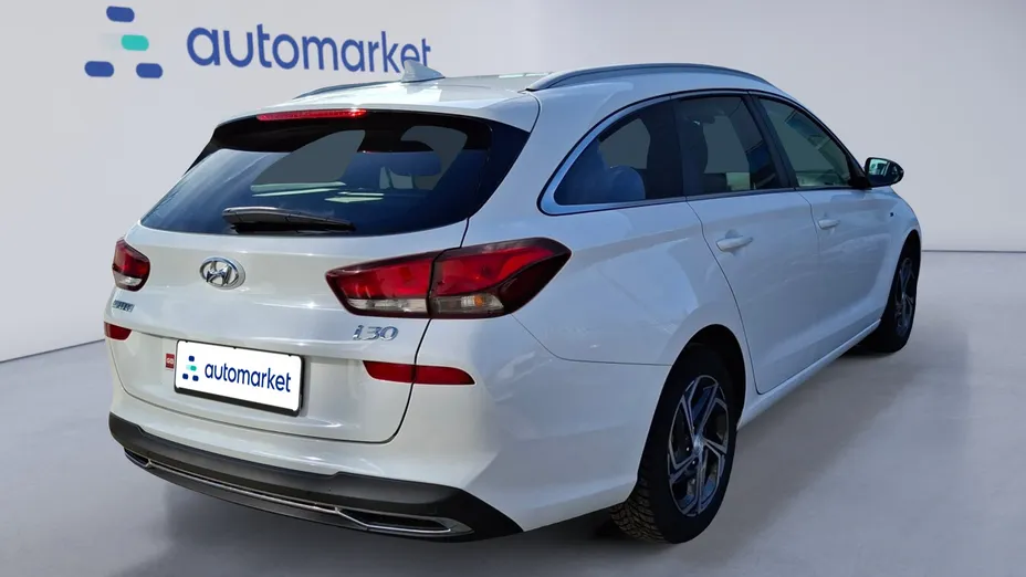 HYUNDAI i30 i30 1.5 T-GDI 48V Smart