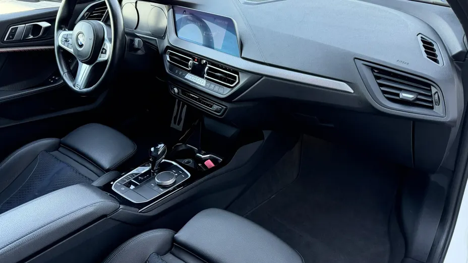 BMW Seria 1 118i M Sport aut