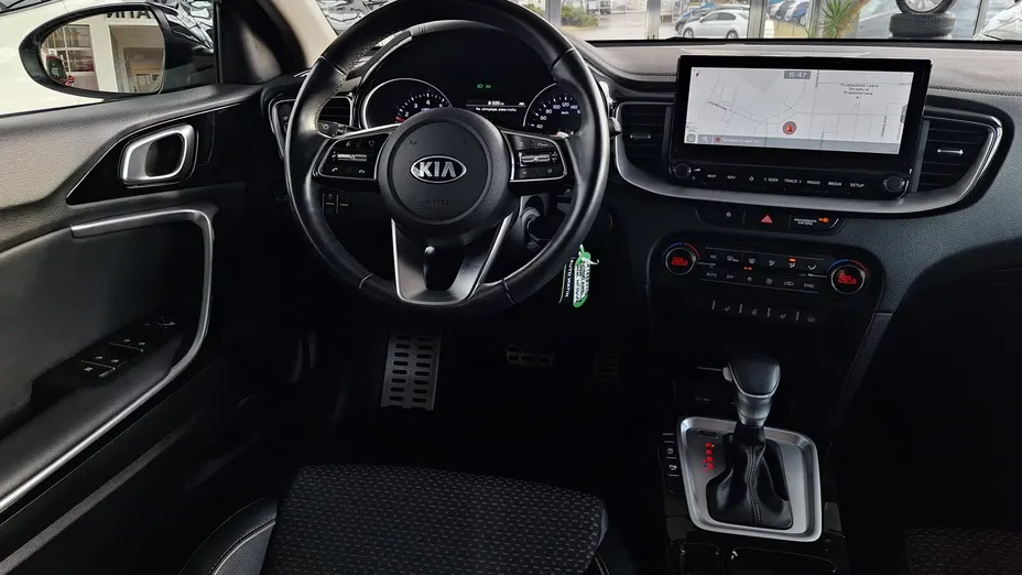 KIA Cee'd Ceed 1.4 T-GDI L Business Line DCT