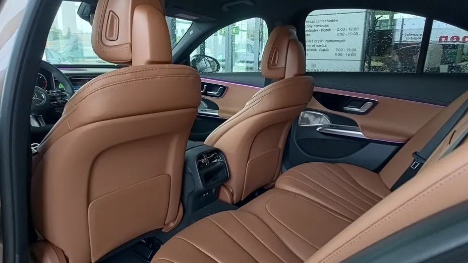 MERCEDES-BENZ E Klasa E 220 d mHEV 4-Matic AMG 9G-Tronic