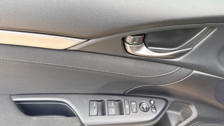 HONDA Civic -