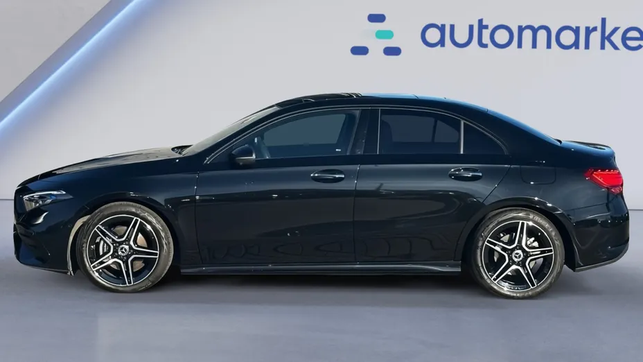 MERCEDES-BENZ A Klasa A 200 7G-DCT