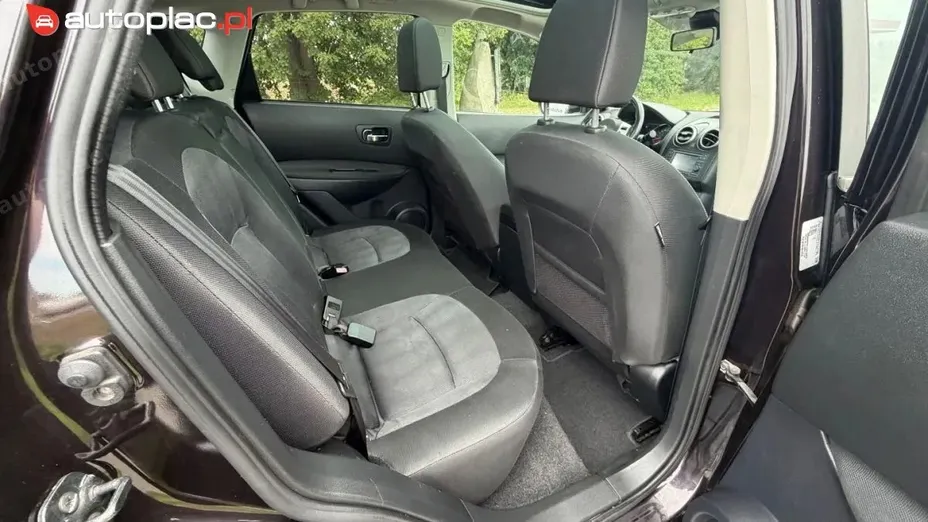 NISSAN Qashqai -