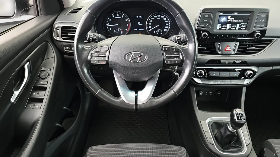 HYUNDAI i30 i30 1.4 Classic +