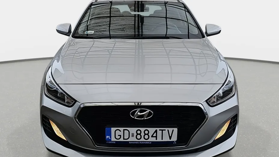 HYUNDAI i30 i30 1.4 Classic +