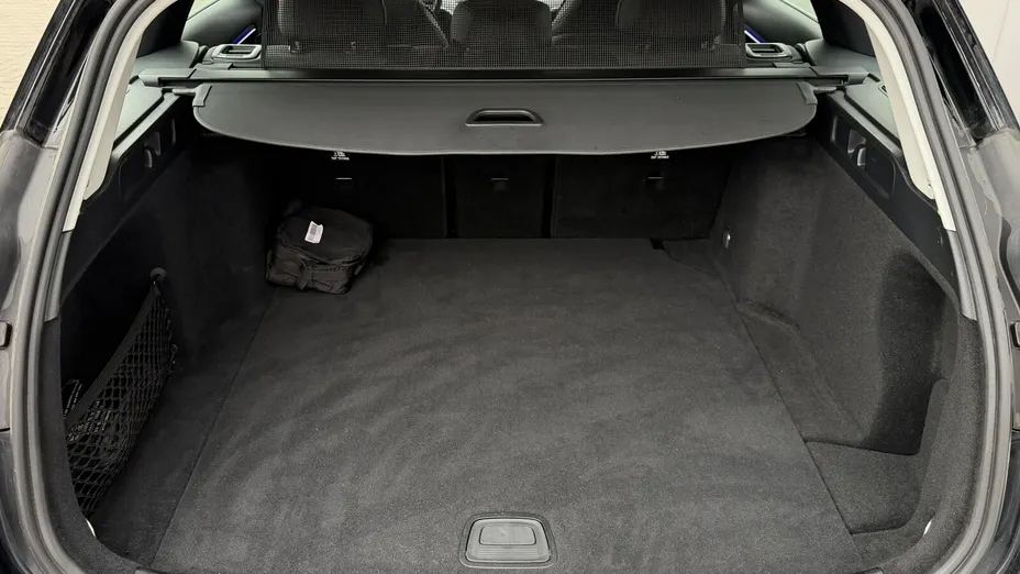 MERCEDES-BENZ C Klasa C 220 d mHEV Avantgarde