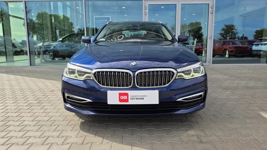 BMW Seria 5 530d Luxury Line aut