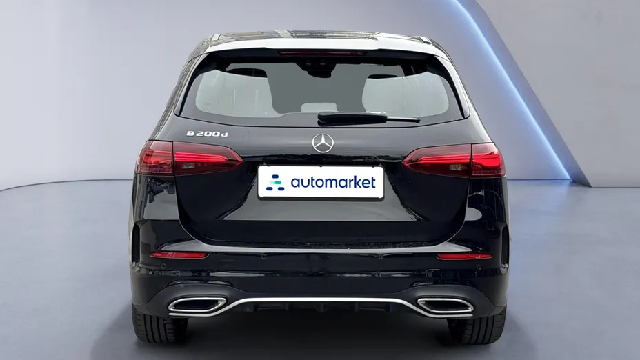 MERCEDES-BENZ B Klasa B 200 d AMG Line 8G-DCT