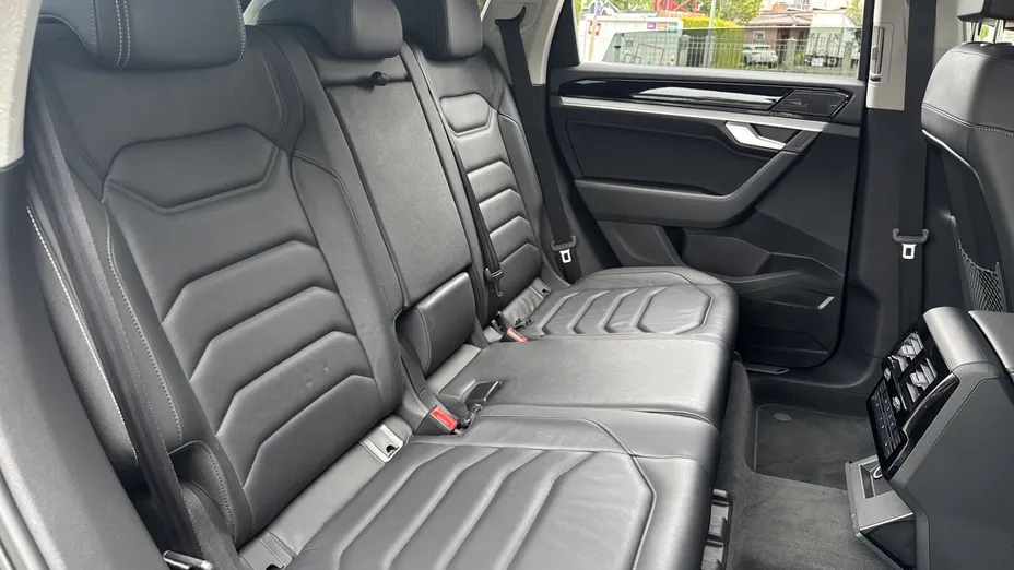 VOLKSWAGEN Touareg Touareg 3.0 V6 TDI SCR 4Mot. Elegance