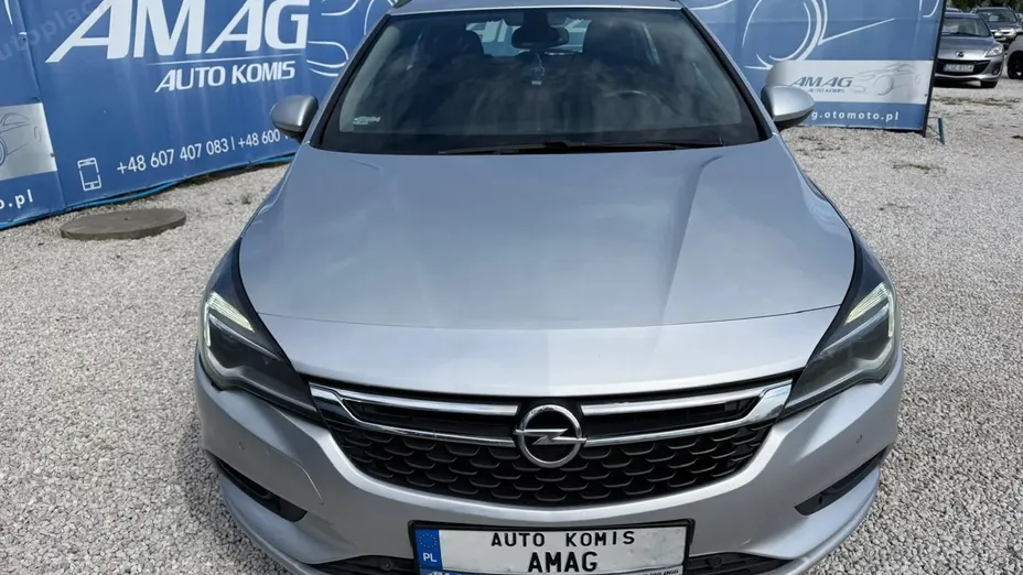 OPEL Astra -