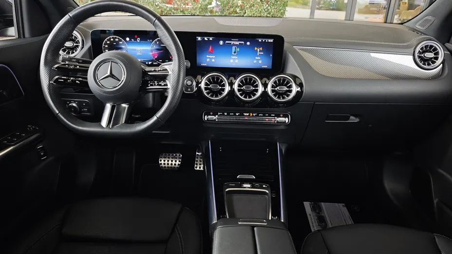 MERCEDES-BENZ GLA GLA 200 mHEV AMG Line 7G-DCT