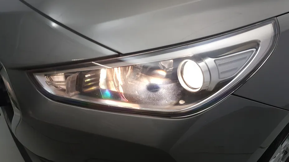 HYUNDAI i30 i30 1.4 Classic +