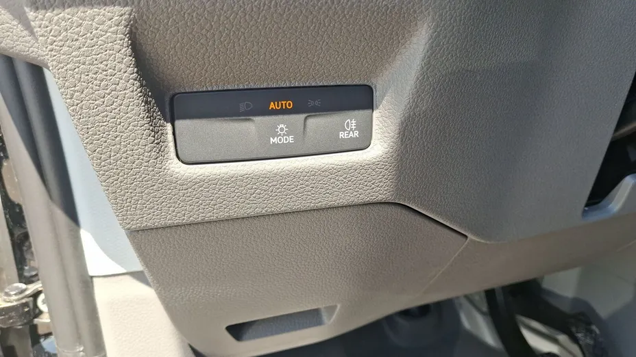 VOLKSWAGEN Crafter Crafter 35 BiTDI 4Motion (9,3m3) aut Nowy