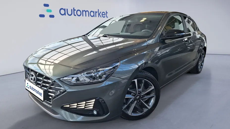 HYUNDAI i30 i30 Fastback 1.5 T-GDI 48V Smart DCT