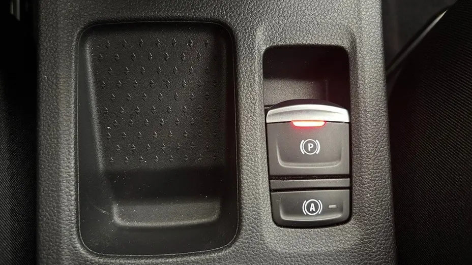 RENAULT Captur Captur 1.3 TCe mHEV Techno EDC