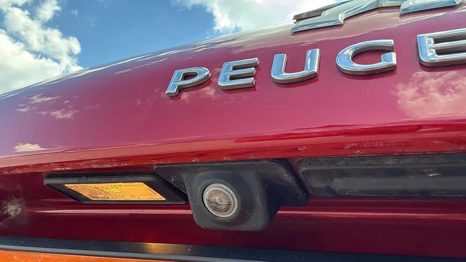 PEUGEOT 308 -