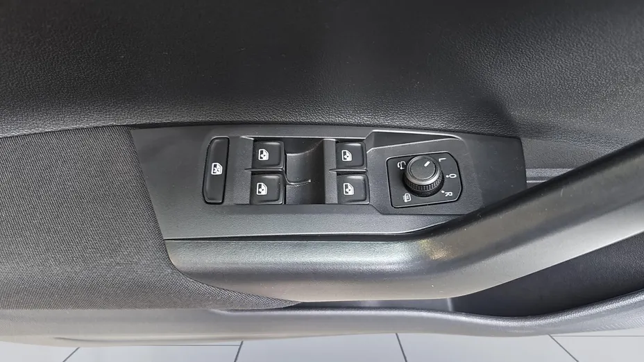 VOLKSWAGEN Polo Polo 1.0 TSI Life